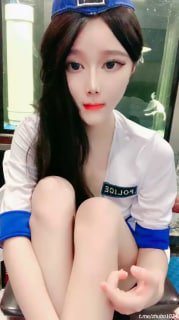 #子媛 空姐情趣制服网红美女！无毛粉穴，M腿跳蛋震穴