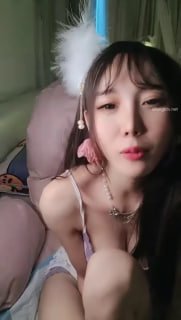 【02年星萌萌】极品网红尤物萝莉女神骚舞诱惑跳蛋自慰黑狂震爽到喷水_4