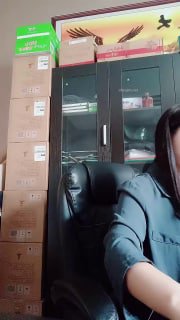 #寂寞的财务基姐姐 清纯白领~!上班玩跳蛋~爽到喷水
