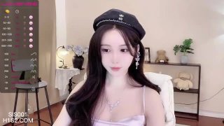 集可愛性感大長腿于一身的最頂級女神deep，戀愛的感覺！超大尺度跳蛋給你看